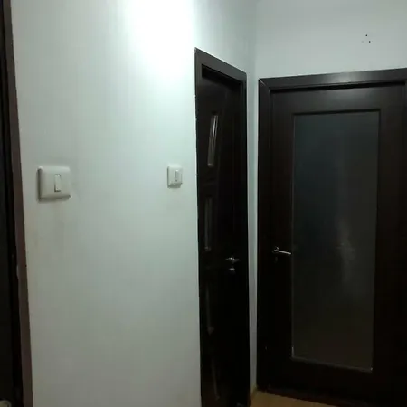 Lotus Apartment *
